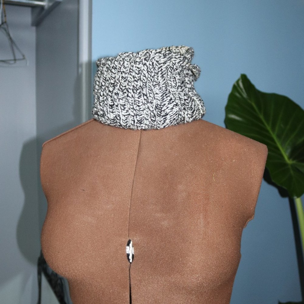 Neck Warmer